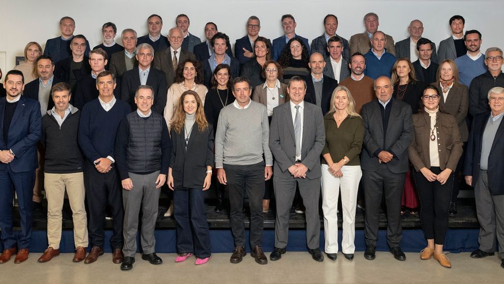 M�s de cincuenta CEOs participaron de la elaboraci�n de las propuestas que se presentar�n en el 61� Cooloquio de IDEA