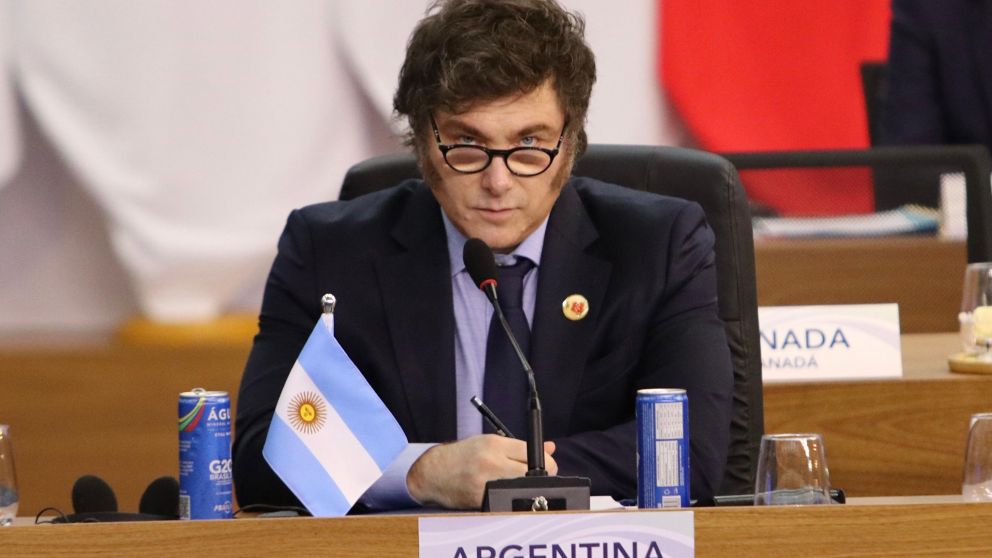 Javier Milei participará este viernes de la cumbre del Mercosur.
