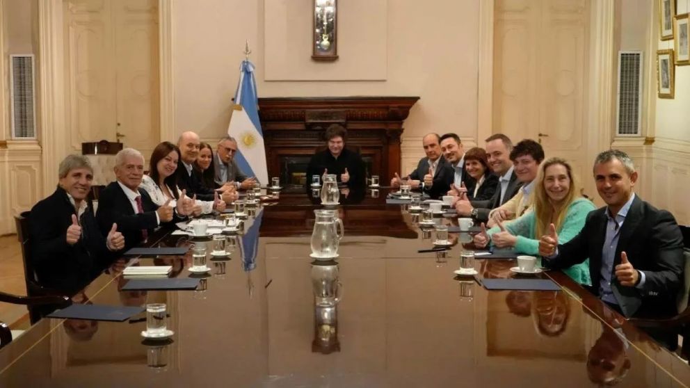 El encuentro entre Milei y los funcionarios del Gabinete en Casa Rosada.
