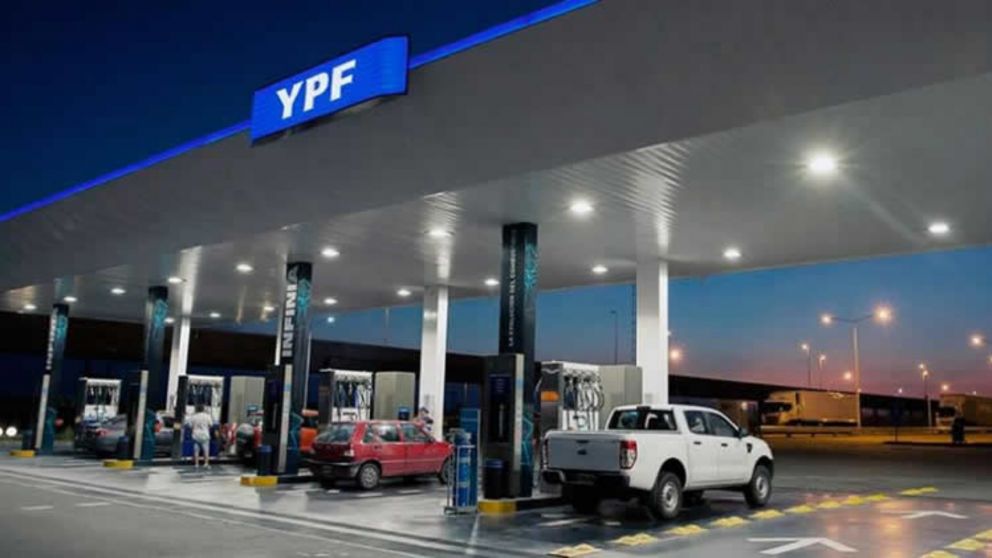 La nafta y el gasoil se medirá bajo un sistema de precios diferenciados basado en franjas horarias.