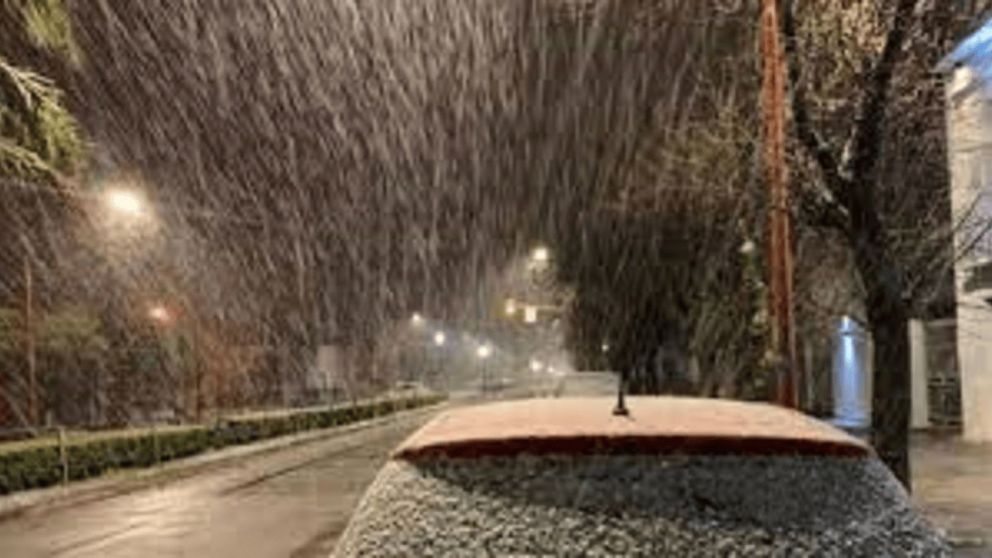 La ma�ana del domingo sorprendi� con nevadas a varias localidades de Buenos Aires