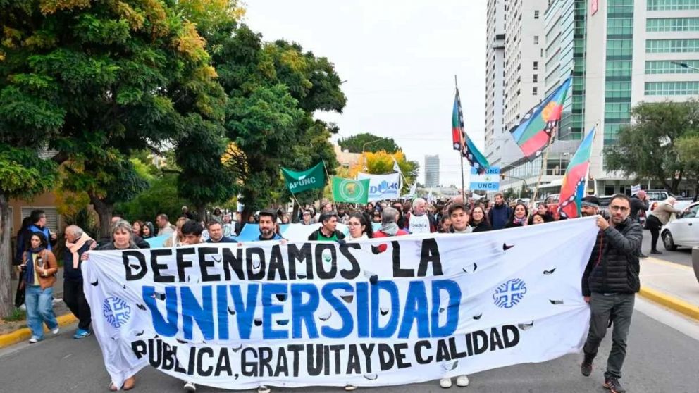 La movilización se realiza en varios puntos del país
