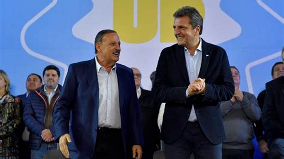 Massa y Quintela apuran definiciones en el peronismo de cara a las elecciones legislativas.