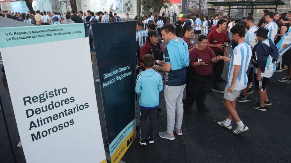 La Ciudad controlará a deudores alimentarios morosos en los recitales de Los Piojos en River