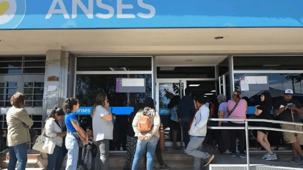 El Gobierno dará de baja más pensiones