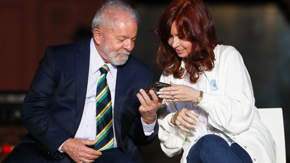 En 2018, Cristina cuestionó públicamente la detención de Lula y la proscripción de su candidatura