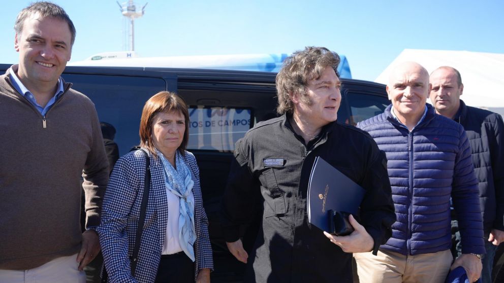 Adorni, Bullrich y Espert acompañaron a Milei en su visita a ExpoAgro.