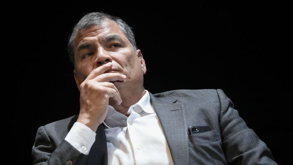 Rafael Correa defendió a Cristina Kirchner.