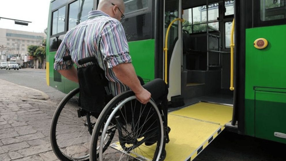 Personas con discapacidad pueden acceder a pasajes gratuitos en transporte realizando un tr�mite simple y totalmente online (Imagen ilustrativa).