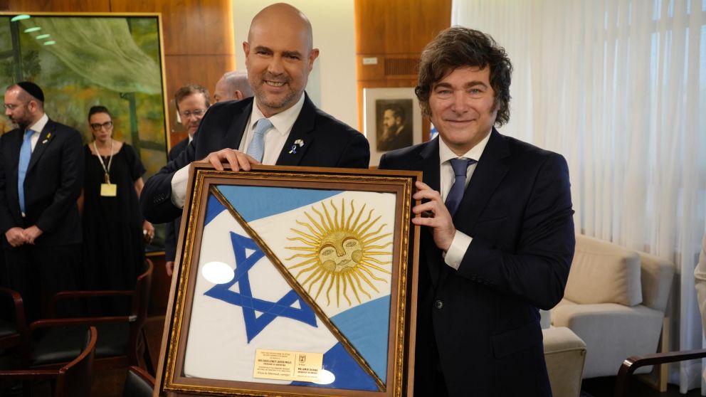 Milei junto al titular de la Knéset, Amir Ohana