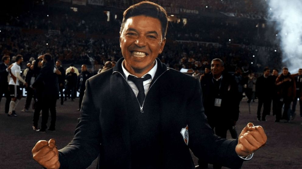Marcelo Gallardo busca posibles refuerzos para River y le apunta a San Lorenzo.