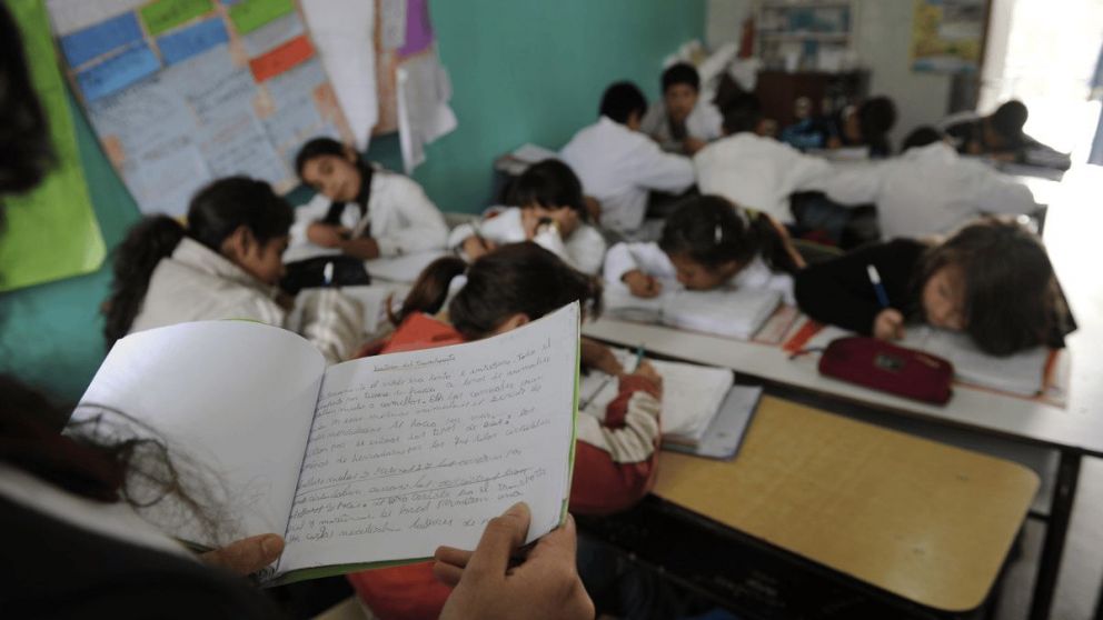 Comienzan las clases: ¿cuánto cobra un docente en marzo de 2025?