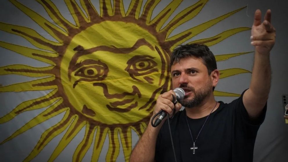 Grabois presentó su libro y advirtió que "el combate contra la cultura del descarte no es con buenos modales"