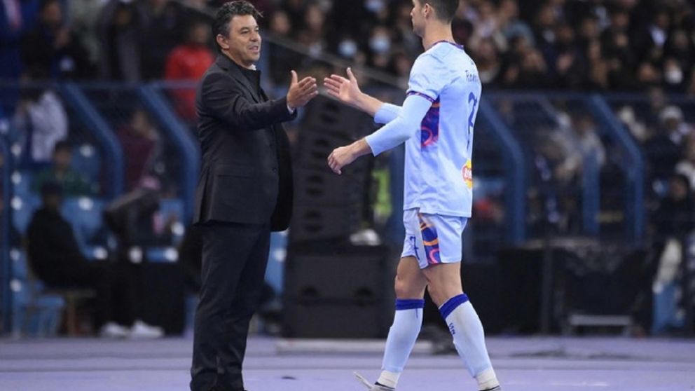 El encuentro entre el "Muñeco" y el "Bicho" en un amistoso en 2023