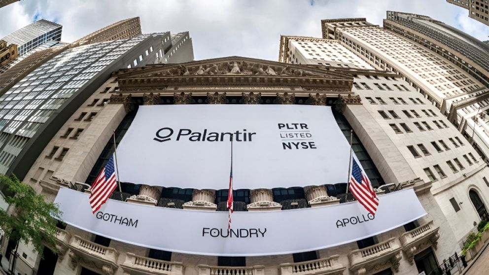 Aunque cotiza en Wall Street y firma contratos con el Ejército de EEUU, Palantir sigue siendo un enigma fuera del mundo tech