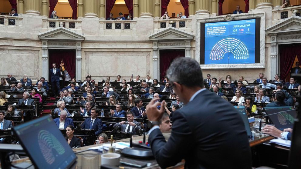 Diputados pospuso la interpelación a funcionarios por el caso $LIBRA y sólo sesionará para homenajear al Papa Francisco