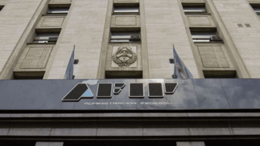 La AFIP extendió el plazo para completar la adhesión al Régimen Especial de Ingreso de Bienes Personales.