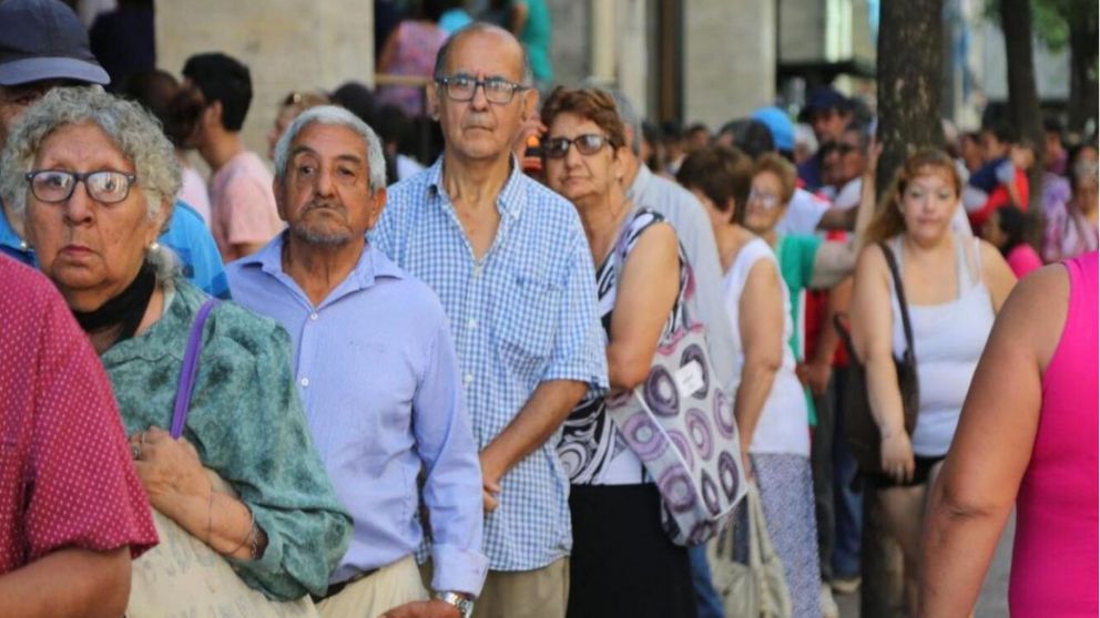 El Gobierno confirmó una importante ayuda económica para los jubilados y pensionados en mayo. ¿De qué se trata? (Imagen ilustrativa).