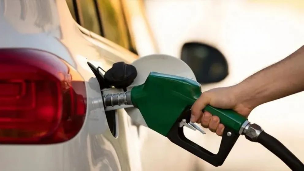 El Gobierno debe definir si traslada todal o parcialmente la actualización de los impuestos al combustible líquido y al dióxido de carbono