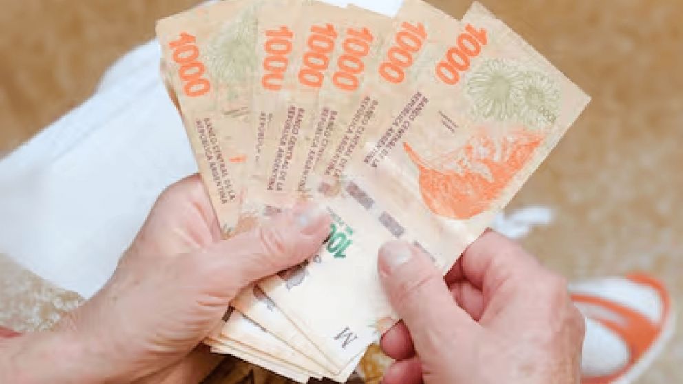 Aguinaldo para jubilados de Anses: cuándo cobro en diciembre 2024