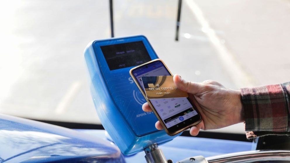 La apertura de medios de pago ya est� disponible en colectivos de varias regiones del pa�s.