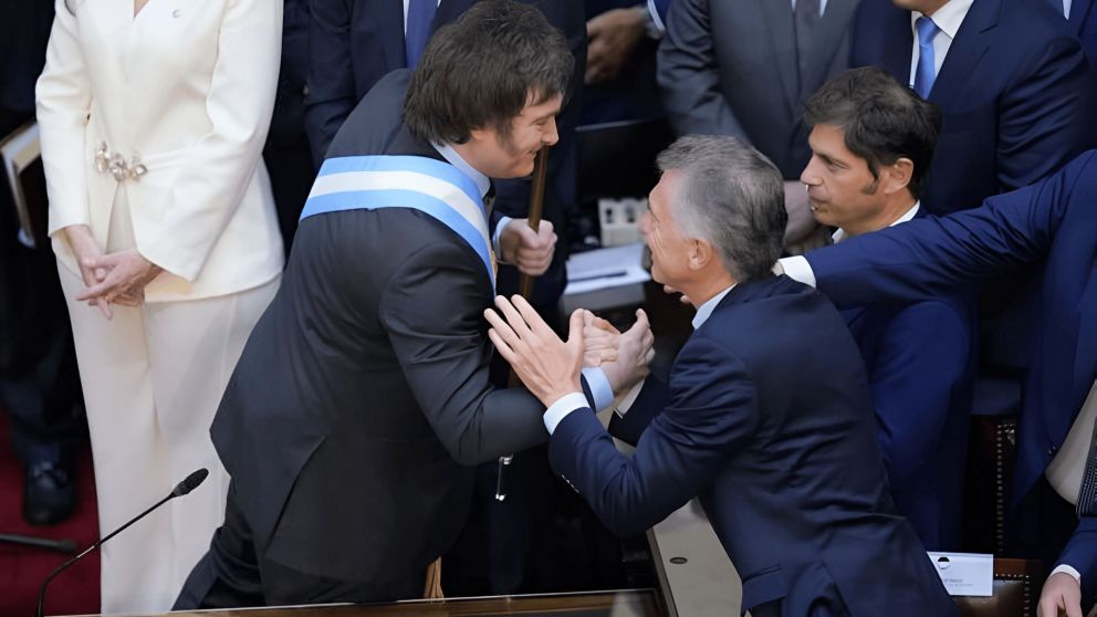 Macri y Milei, protagonistas de un duelo, expectantes para enfrentar a Kicillof en provincia de Buenos Aires