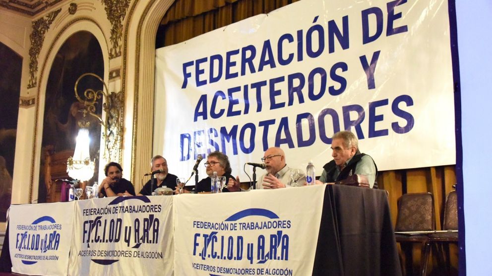 Convocatoria en el Club Español de CABA