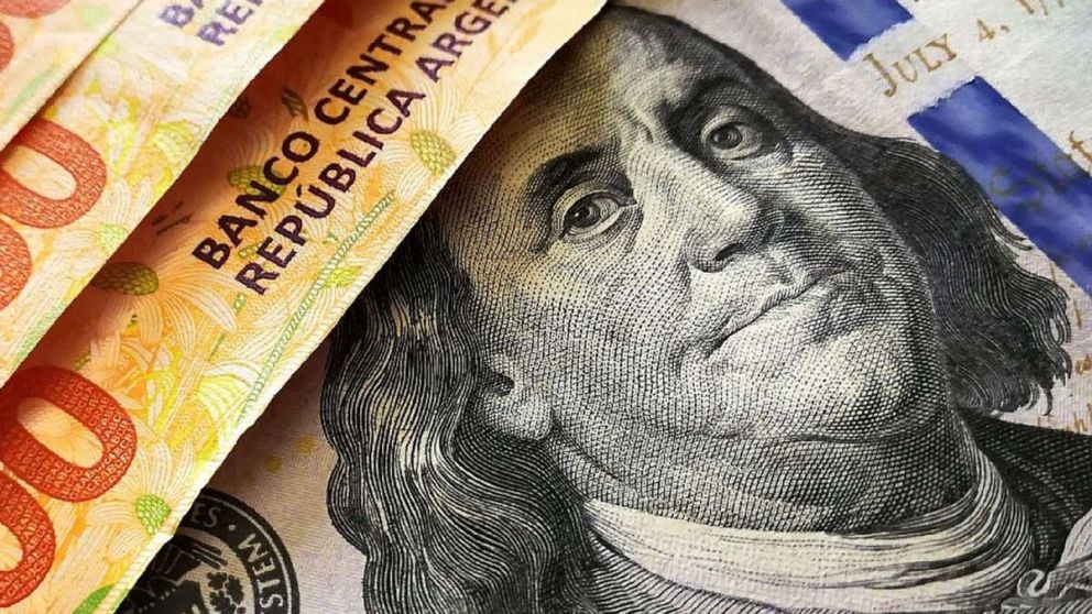 Los plazos fijos cayeron bajo el rigor del dólar blue