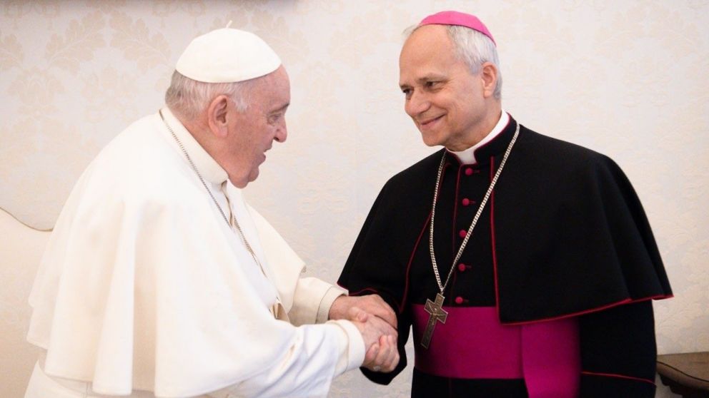 El 30 de septiembre de 2023, el papa Francisco elevó a Robert Prevost al rango de cardenal