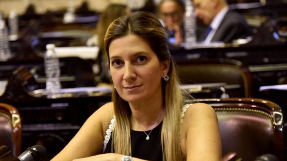 Lospennato será la cara del espacio que deja Monzó