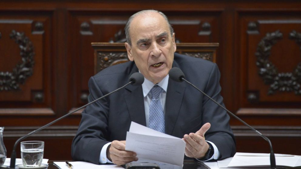 El jefe de gabinete pidió tiempo a los gremios.