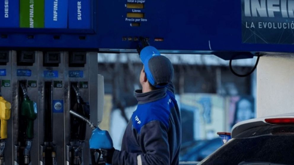 La baja de combustibles llega al 8% en el caso del gasoil premium