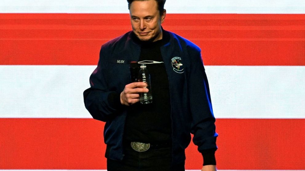 ¿Estará Tesla a punto de sacarle tarjeta roja a Elon Musk?