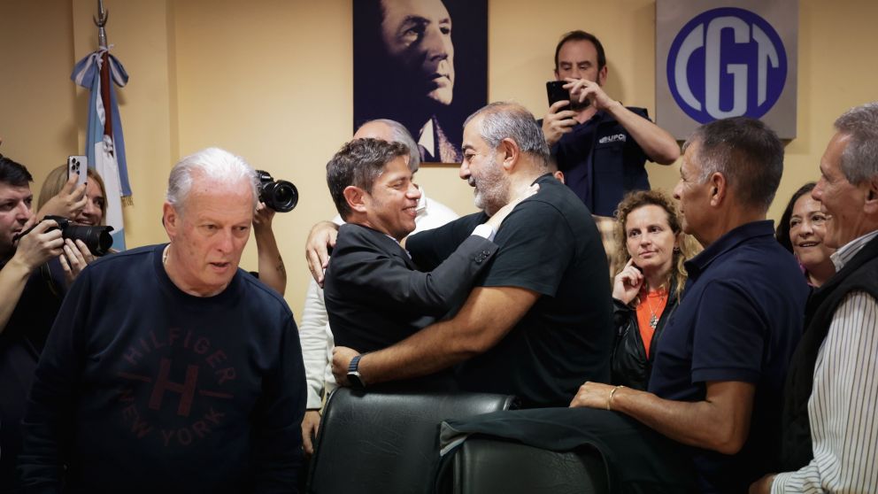 Kicillof se reunió con la cúpula de la CGT en la previa a la movilización.