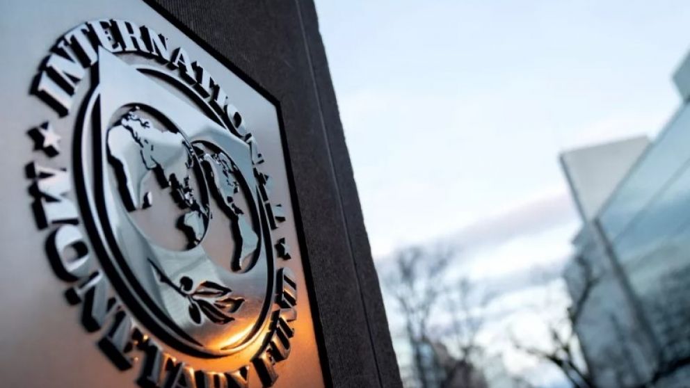 El FMI otorgó un préstamo muy por encima de lo que le correspondía a Argentina
