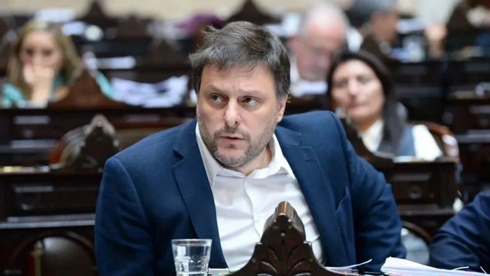 En campaña, Santoro cuestionó duramente la gestión porteña de Jorge Macri: