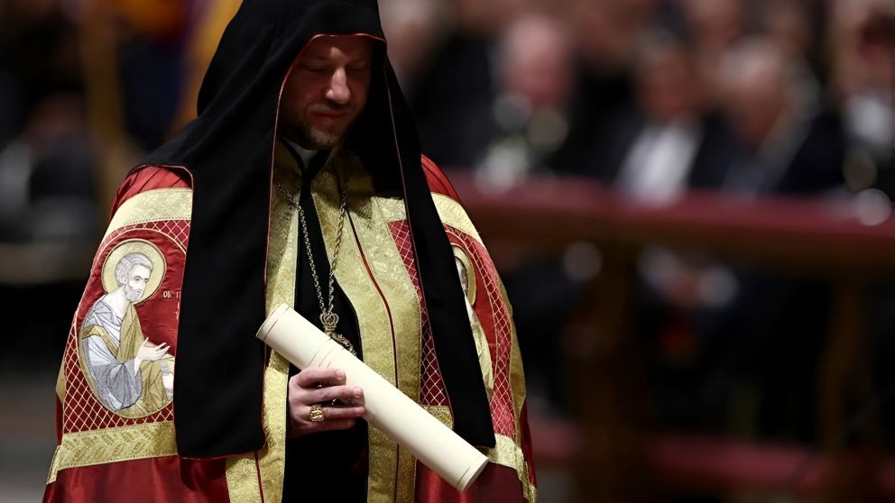 El cardenal ucraniano Mykola Bychok será en el votante más joven del colegio cardenalicio