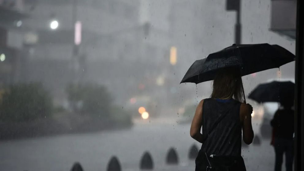 Vuelven las tormentas y las lluvias a Buenos Aires: ¿Cuándo "se larga"?