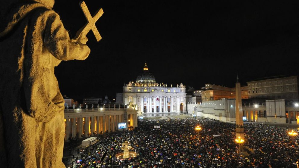 En Roma suele decirse que “quien entra al cónclave como papa, sale como cardenal”