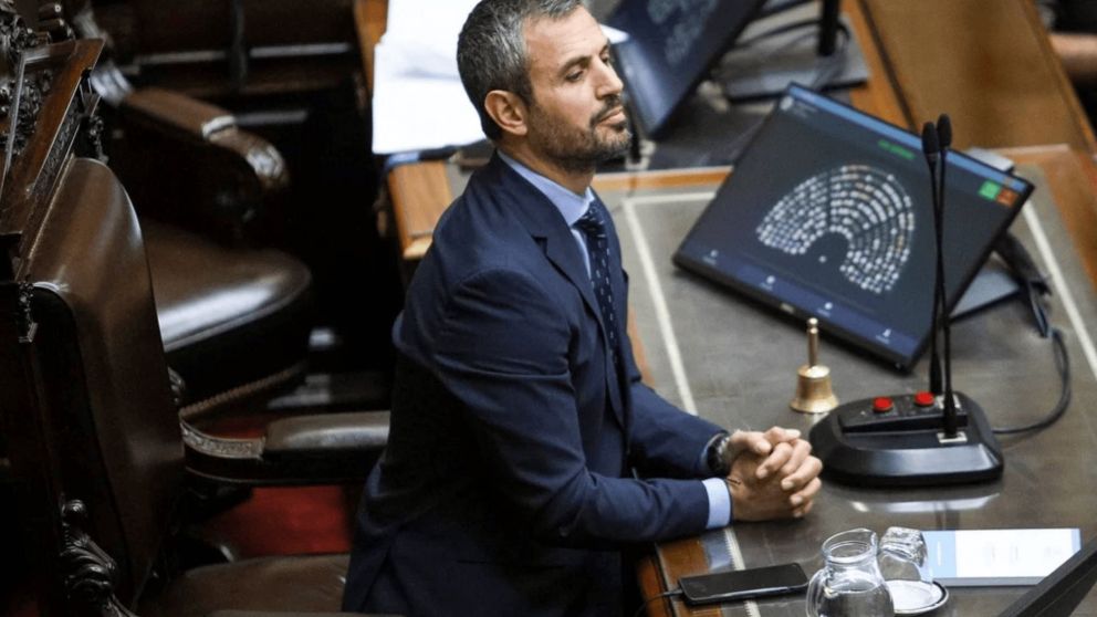 LLA acord� cambios con un sector de la oposici�n para aprobar el proyecto de "Ficha Limpia"
