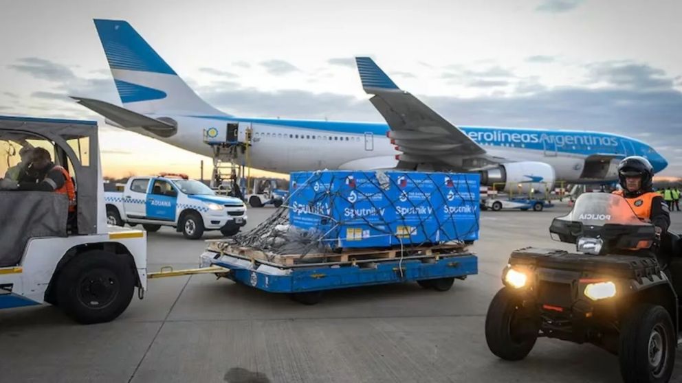 Llaman a licitaci�n para la privatizaci�n de Intercargo