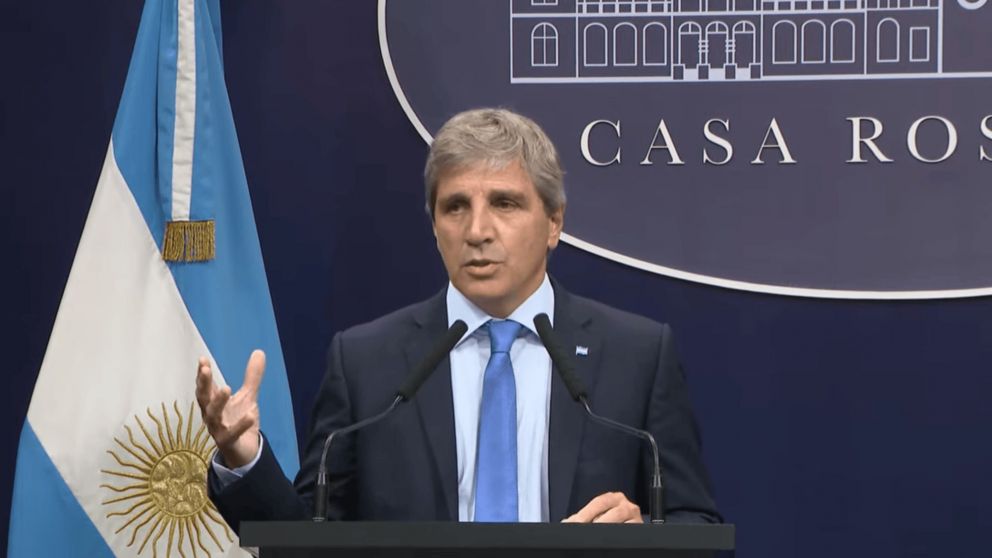 Luis Caputo confirmó nuevas medidas a partir del acuerdo con el FMI