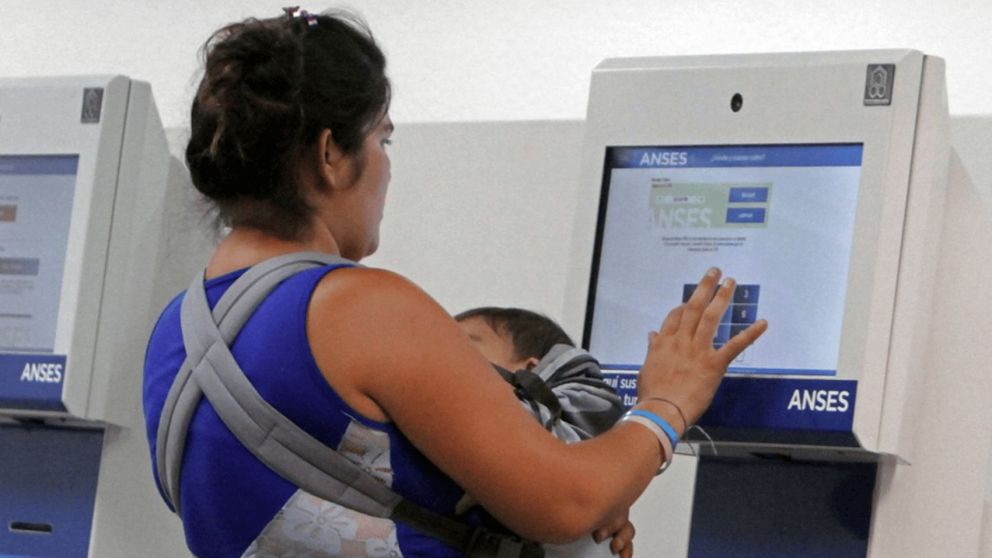 Cuándo cobra AUH y SUAF.