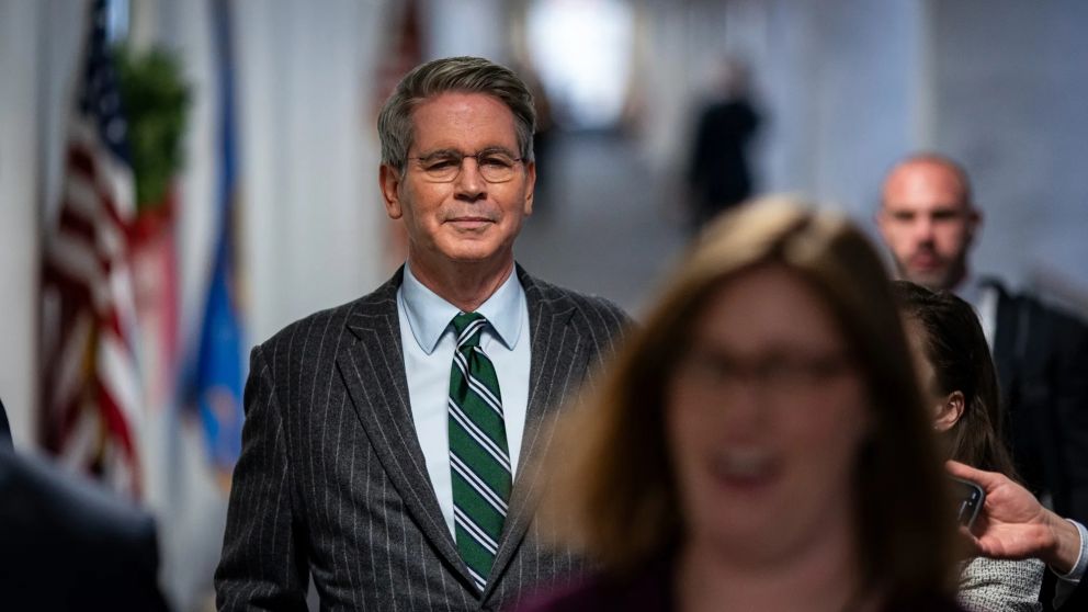 Quién es Scott Bressent y por qué se reúne con Javier Milei