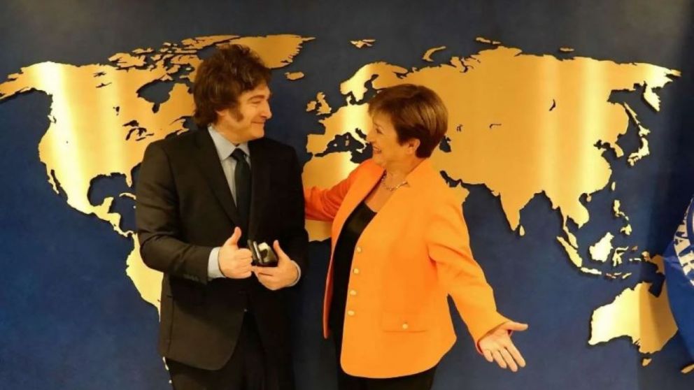 El FMI busca acordar el desembolso inicial para Argentina