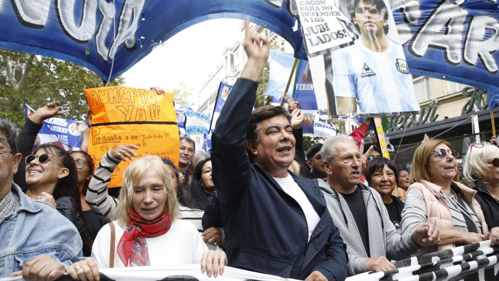 Fernando Espinoza: “Nadie nos va a robar los sueños de los jubilados, de los jóvenes, ni de los trabajadores"