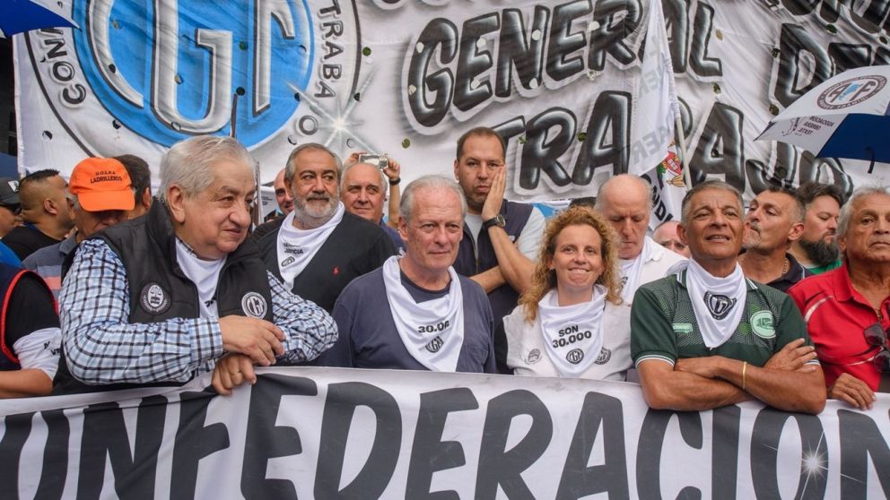 En Azopardo califican al gobierno libertario como "antisindical"