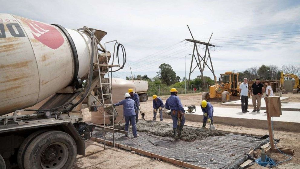 Obras en la planta de hormigón.