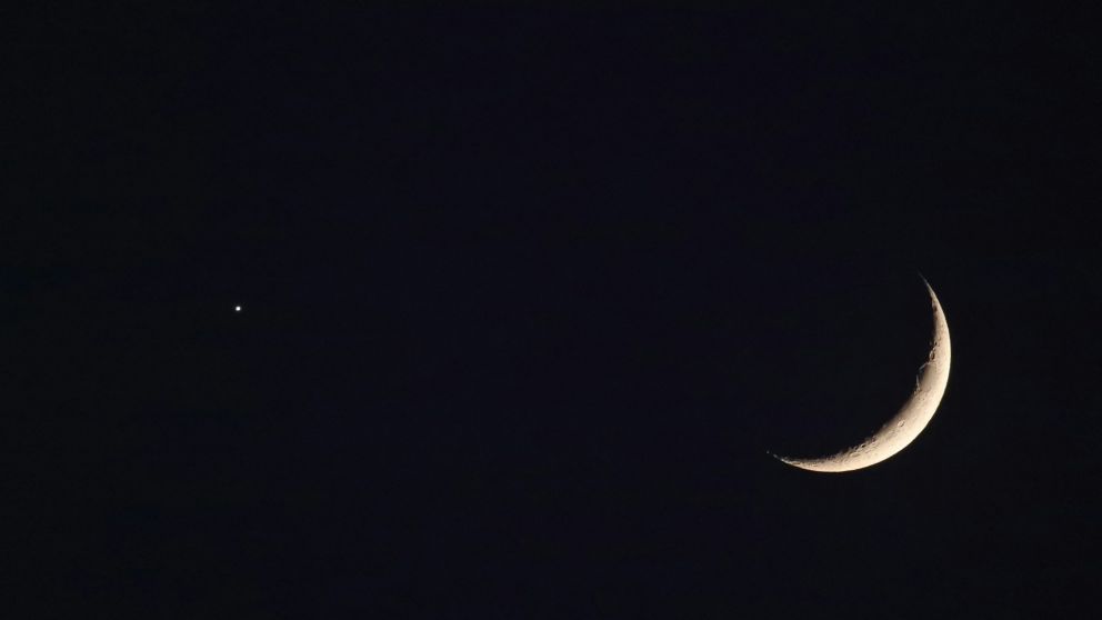 Luna nueva: momento de manifestar