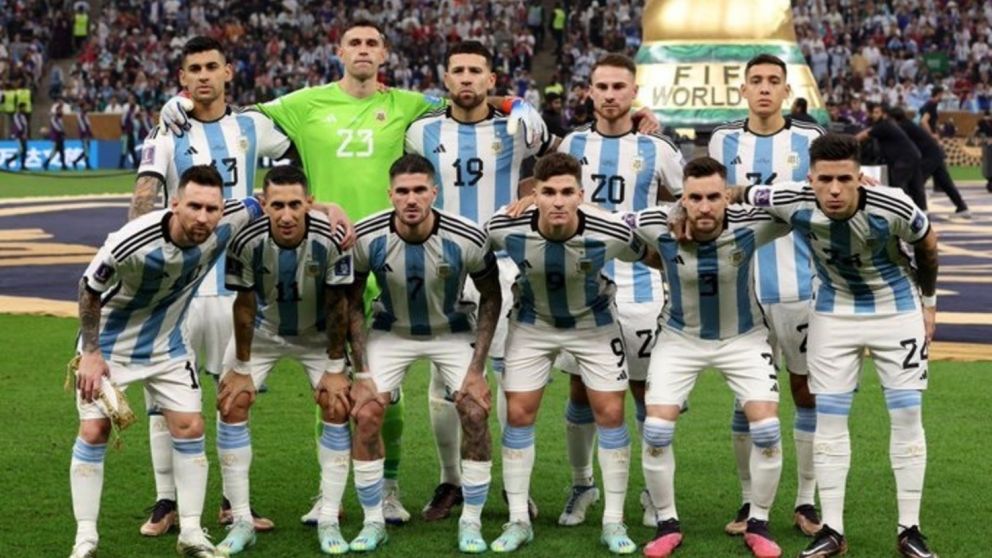 ¿El equipo de Gago jugó como la Selección Argentina campeona del Mundo? Bienvenida sea la exageración de las redes sociales.